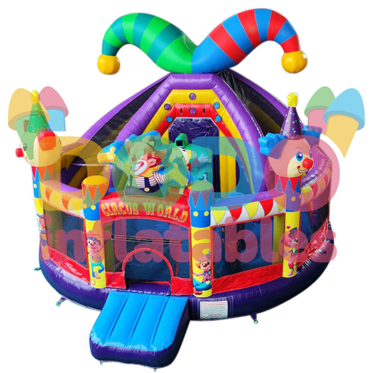 Castel gonflabil Multiplay Circ cu tobogan